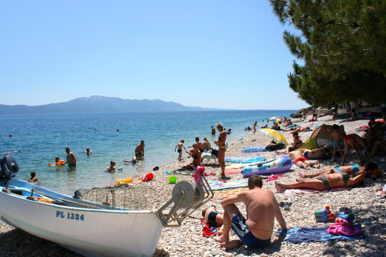 Apartments By The Sea Brist, Makarska - 11078 外观 照片